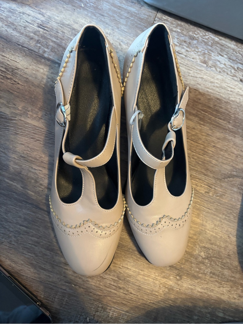 Womens Shoes